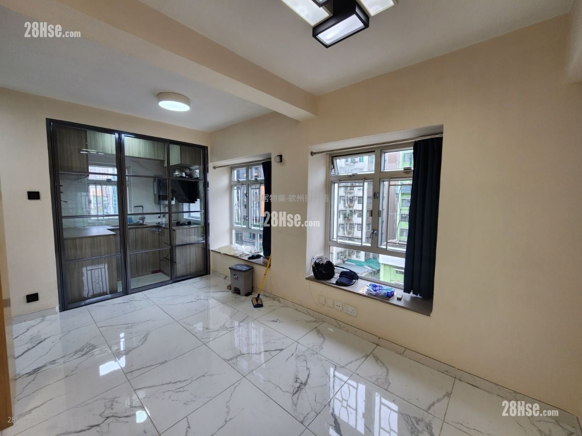 Tonning Mansion Sell Studio , 1 Bathroom 266 ft²