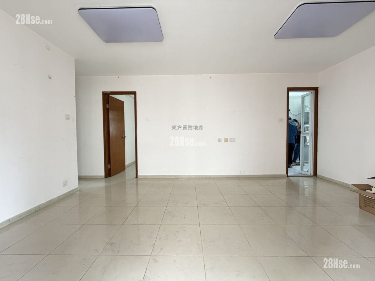 Village Sell 3 Bedrooms , 2 Bathrooms 700 ft²