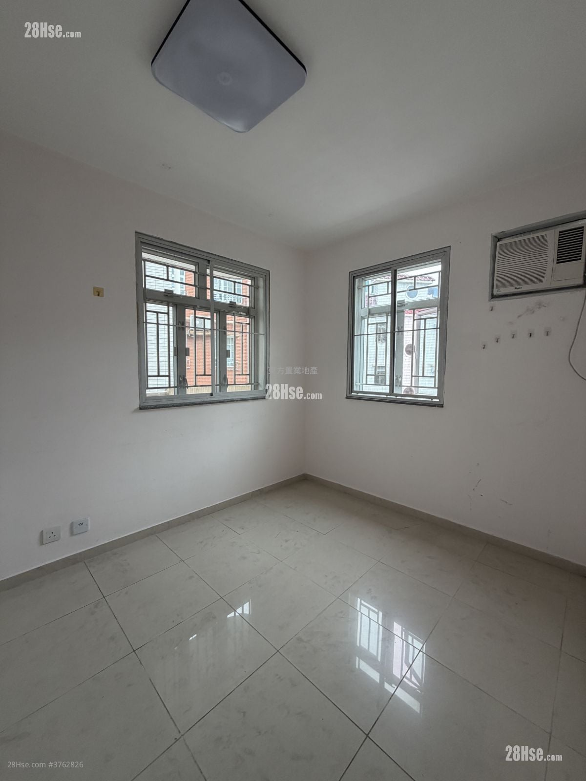 Village Sell 3 Bedrooms , 2 Bathrooms 700 ft²