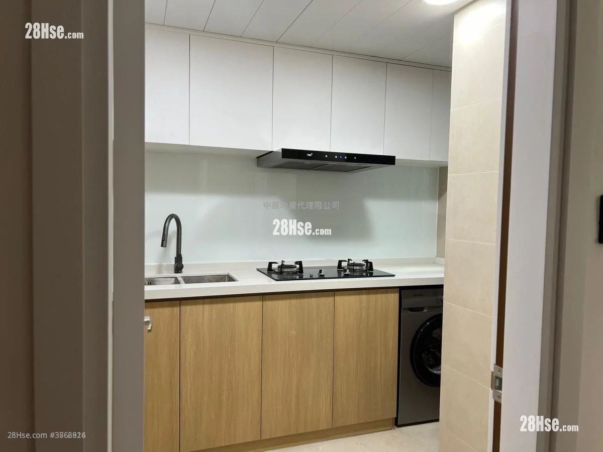 Riviera Gardens Sell 3 Bedrooms , 2 Bathrooms 665 ft²