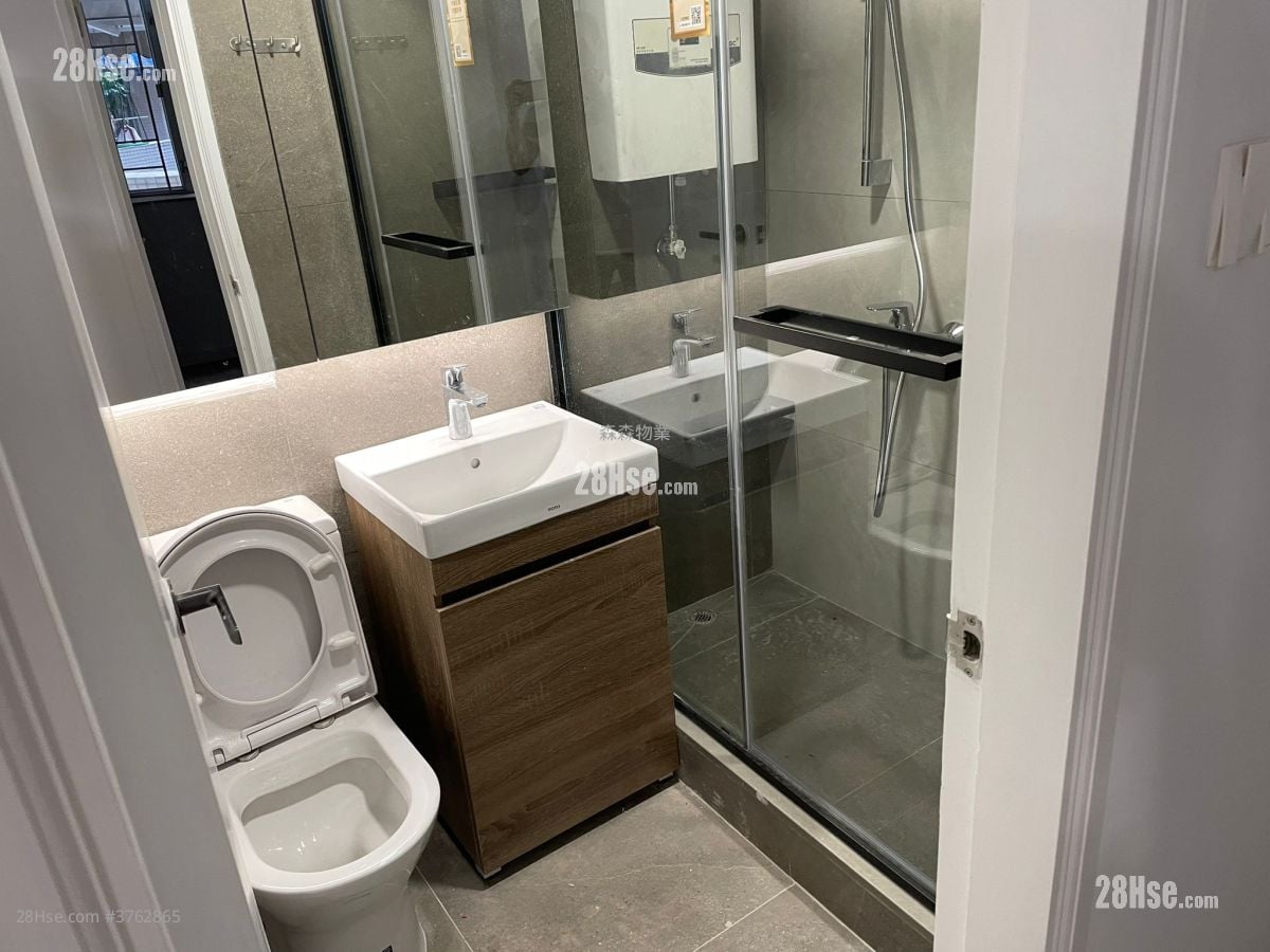 富雅花园 售盘 2 房 , 1 浴室 447 平方尺