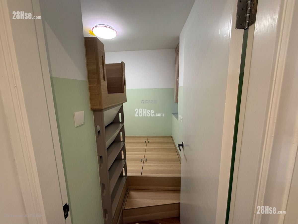 Full Wealth Gardens Sell 2 Bedrooms , 1 Bathroom 447 ft²