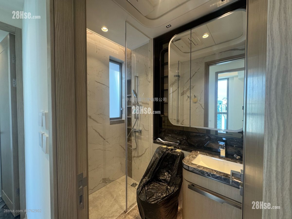 Villa Garda Iii Sell 2 Bedrooms , 1 Bathroom 572 ft²