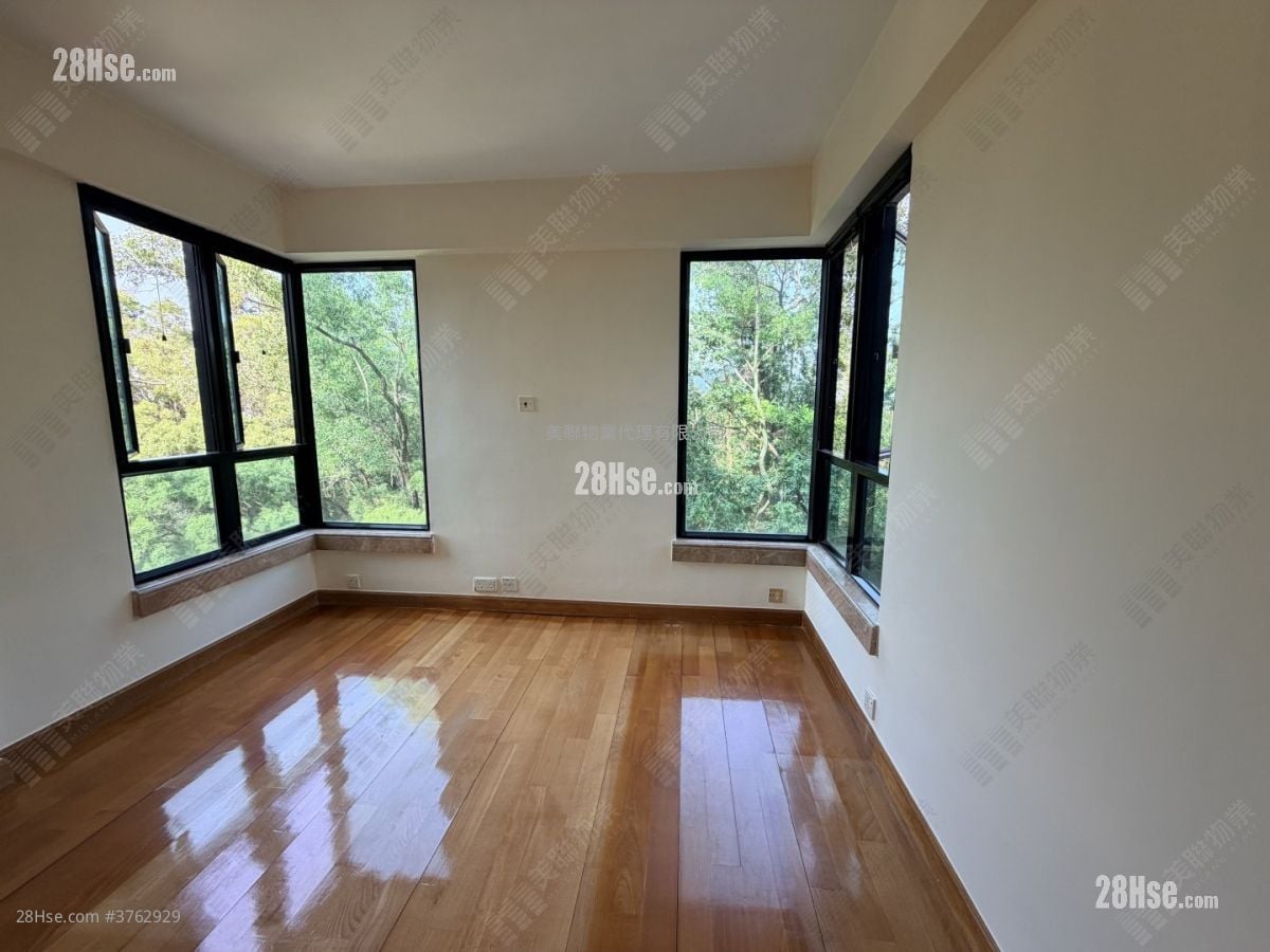 悠然山庄 售盘 3 房 , 3 浴室 914 平方尺