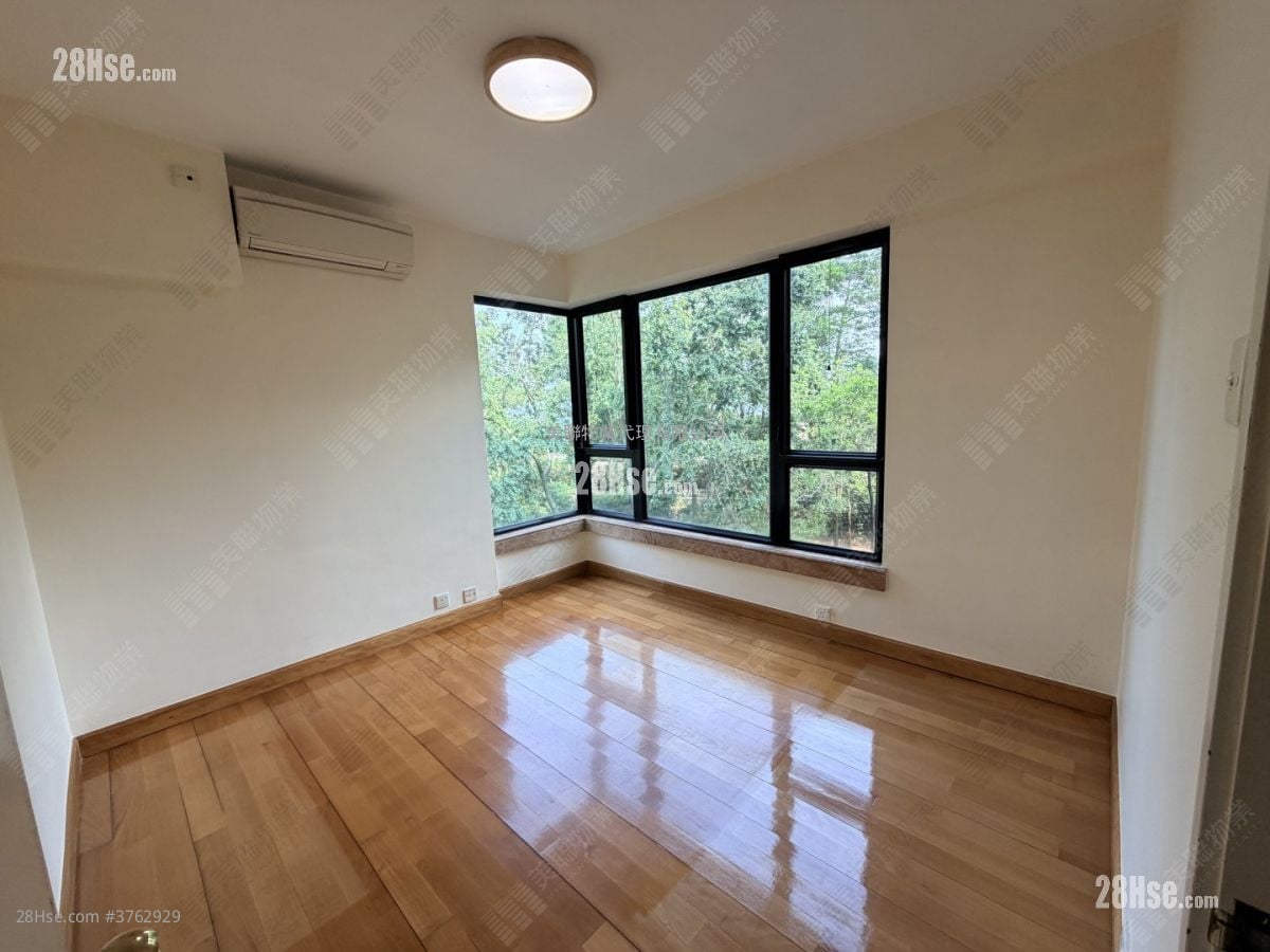 悠然山庄 售盘 3 房 , 3 浴室 914 平方尺