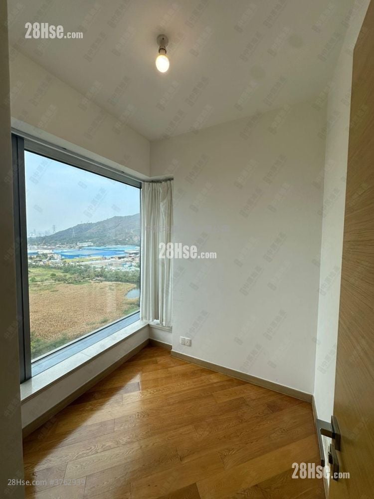 峻峦 售盘 3 房 605 平方尺