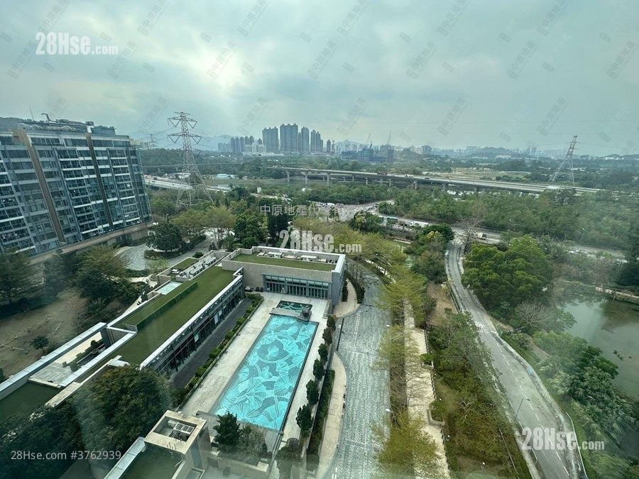 峻峦 售盘 3 房 605 平方尺