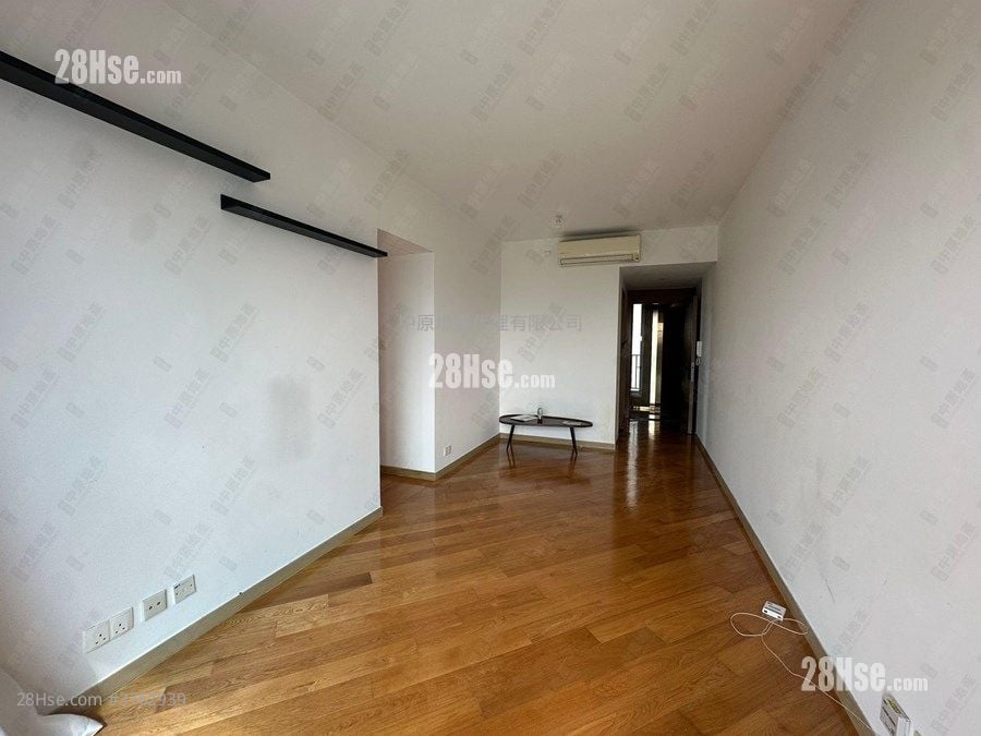 峻峦 售盘 3 房 605 平方尺