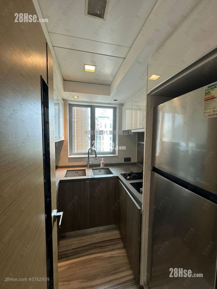 峻峦 售盘 3 房 605 平方尺