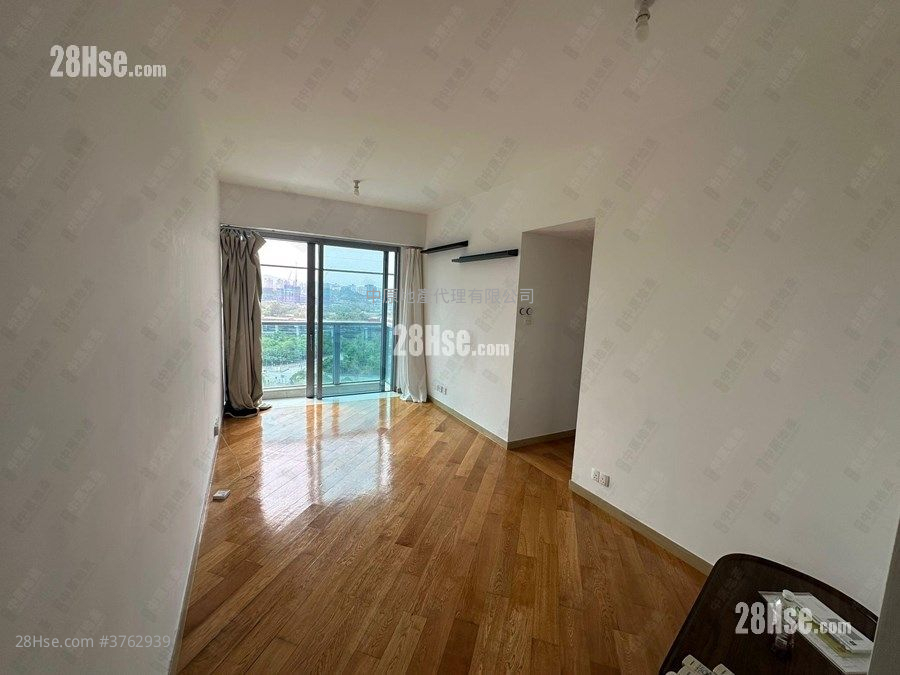 峻峦 售盘 3 房 605 平方尺