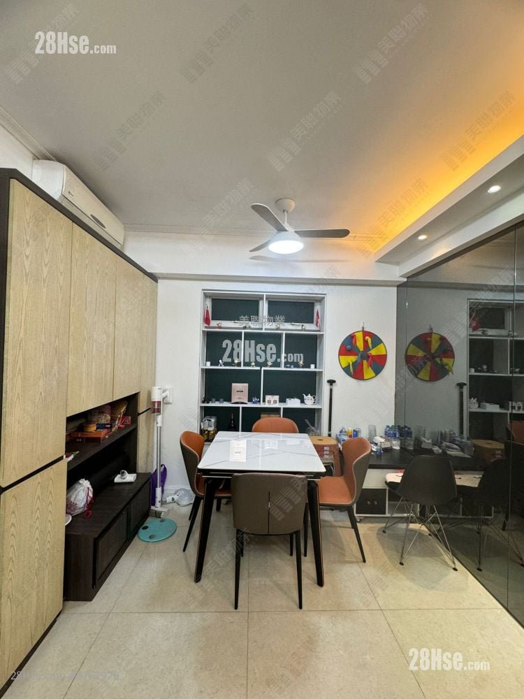 The Beaumount Sell 3 Bedrooms , 2 Bathrooms 694 ft²