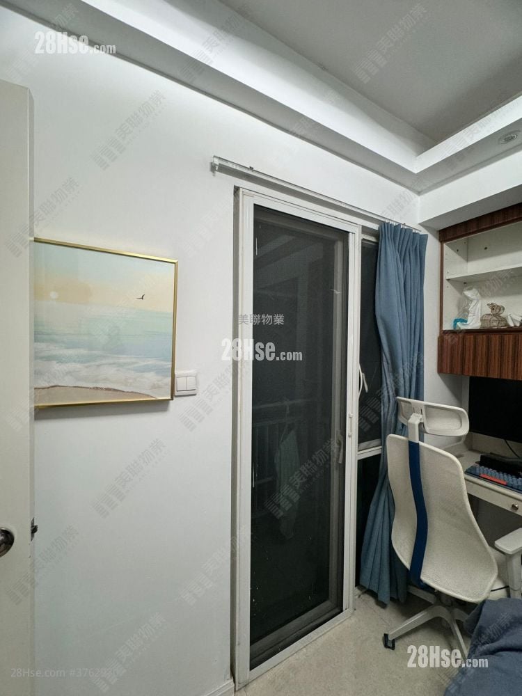 The Beaumount Sell 3 Bedrooms , 2 Bathrooms 694 ft²