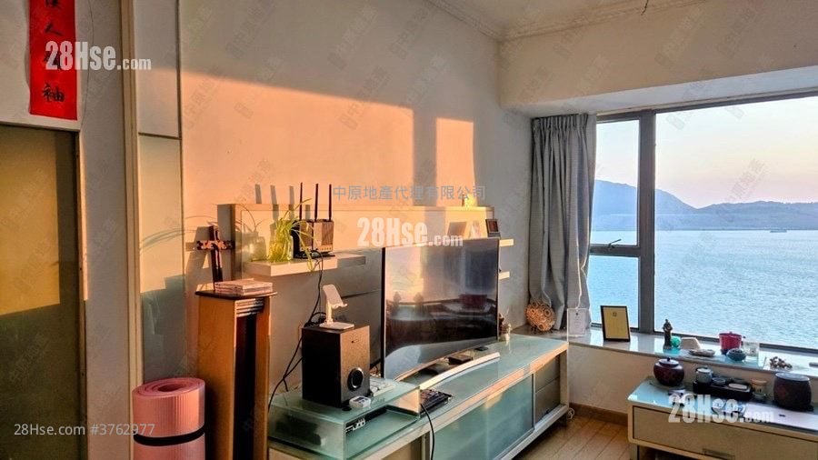 Island Resort Sell 3 Bedrooms , 2 Bathrooms 811 ft²