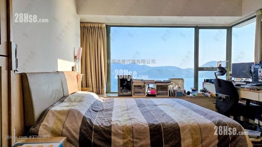 Island Resort Sell 3 Bedrooms , 2 Bathrooms 811 ft²