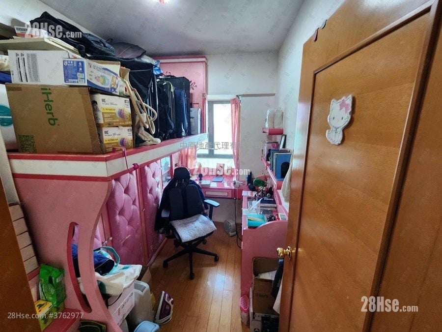 Island Resort Sell 3 Bedrooms , 2 Bathrooms 811 ft²