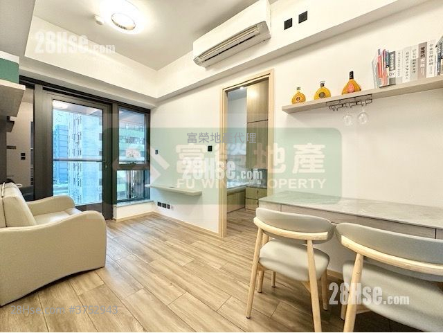 朗玥 租盤 2 房 , 1 浴室 337 平方呎