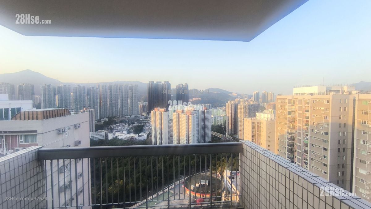 世界花園 售盤 4 房 , 2 浴室 1,800 平方呎