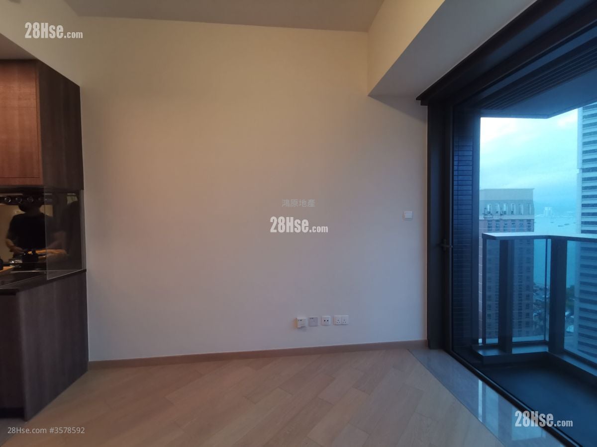 Novum West Rental Studio , 1 Bathroom 230 ft²