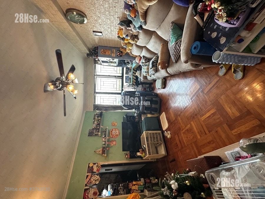 御豪山庄 售盘 3 房 656 平方尺