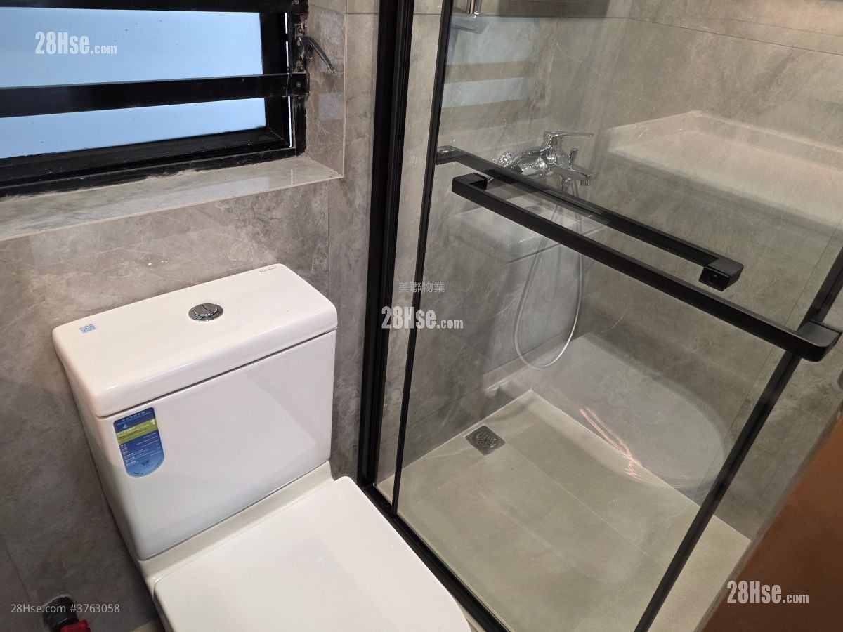 新都城 售盘 2 房 , 1 浴室 406 平方尺