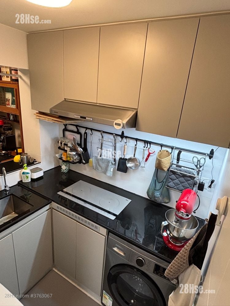 Tai Hong House Sell 1 Bedroom , 1 Bathroom 312 ft²