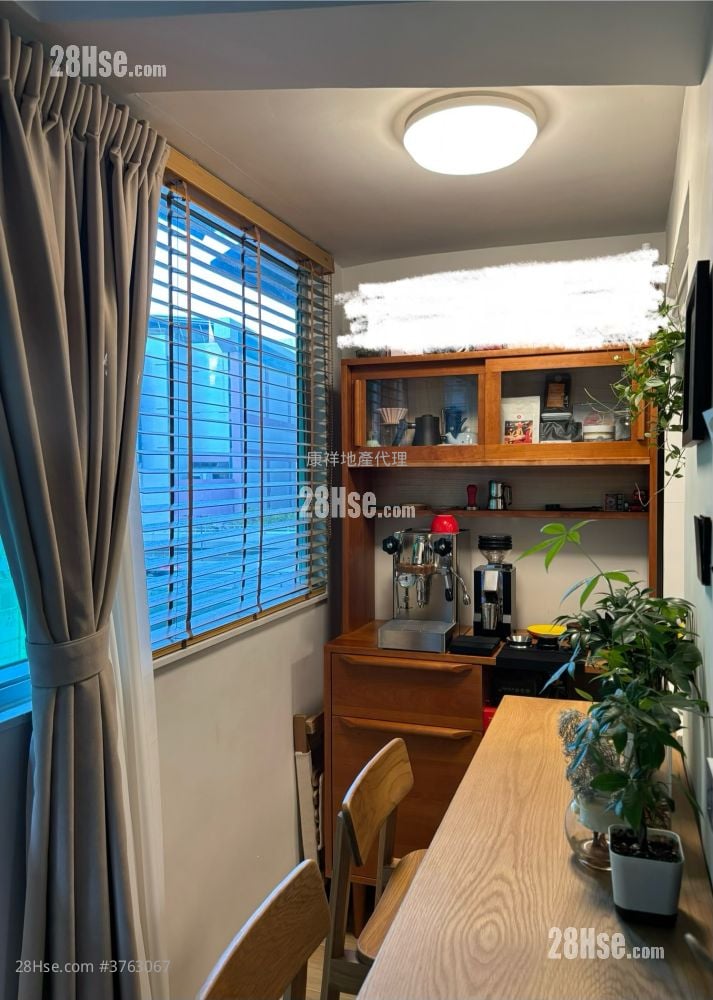 Tai Hong House Sell 1 Bedroom , 1 Bathroom 312 ft²