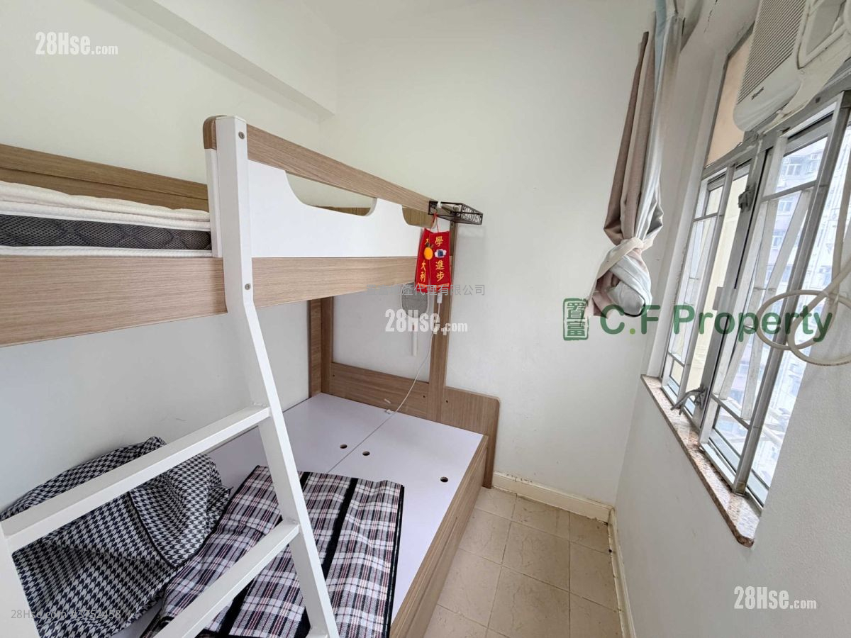 單幢樓房 租盤 2 房 , 1 浴室 295 平方呎