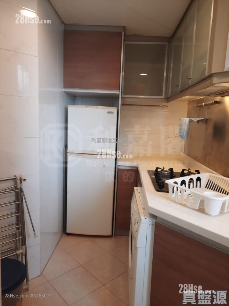 Indihome Sell 1 Bedroom , 1 Bathroom 312 ft²