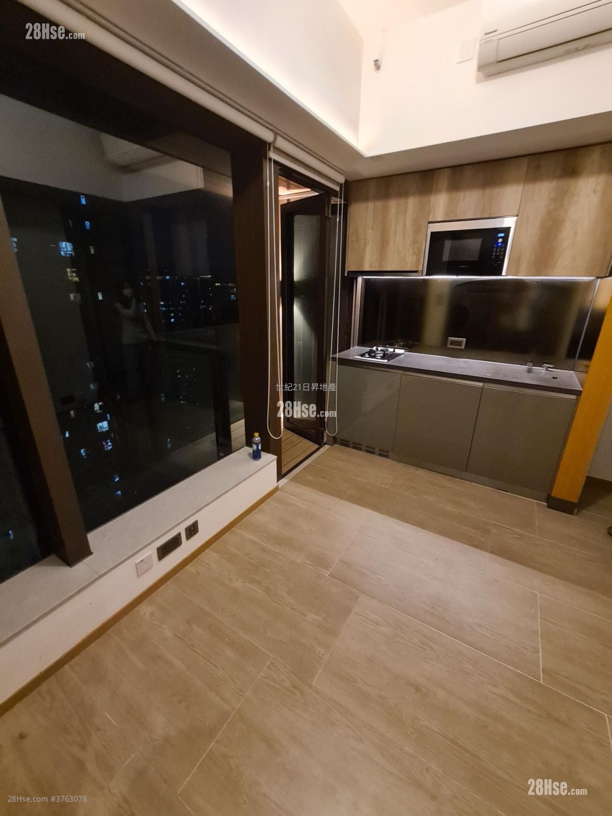 One Prestige Sell Studio , 1 Bathroom 206 ft²