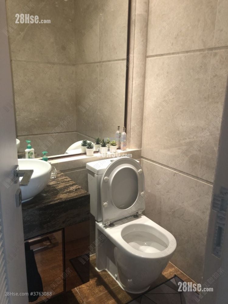 Phase I Of Park Villa Sell 5+ Bedrooms , 5+ Bathrooms 3,484 ft²