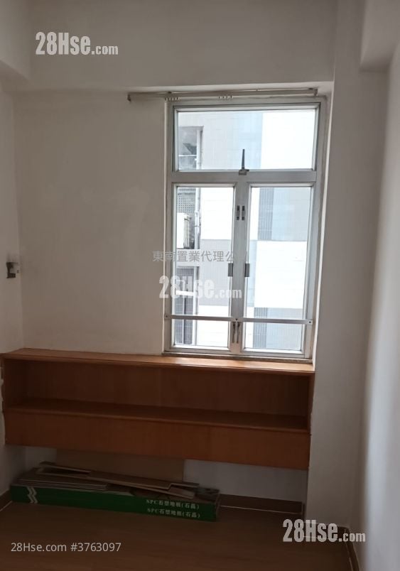 Treasure Court Rental 1 Bedroom , 1 Bathroom 281 ft²