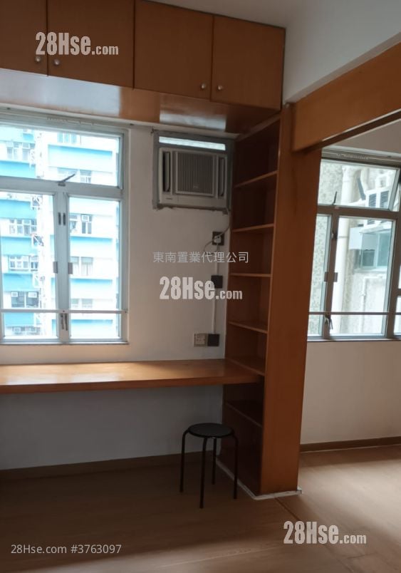 Treasure Court Rental 1 Bedroom , 1 Bathroom 281 ft²