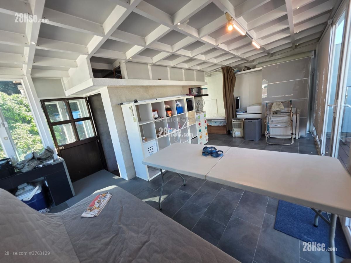 Village House Sell 2 Bedrooms , 1 Bathroom 630 ft²