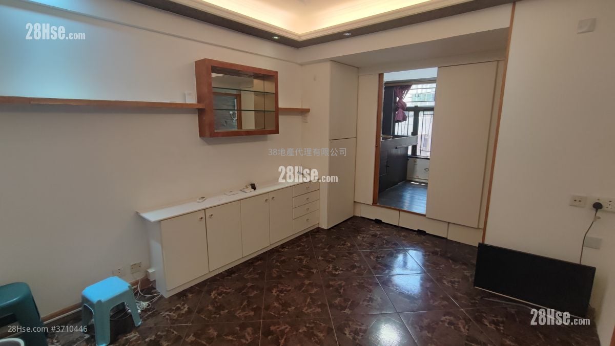 Apollo Building Rental 2 Bedrooms , 1 Bathroom 306 ft²