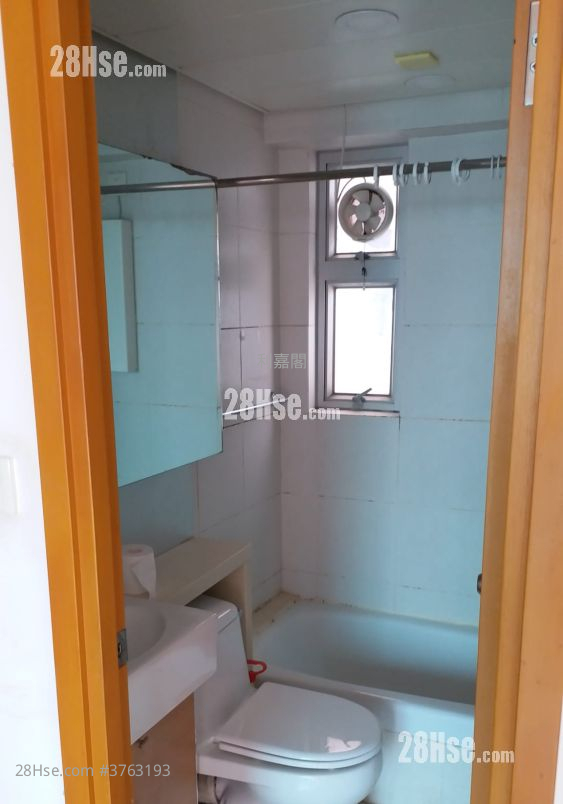 Metro Harbour View Sell 2 Bedrooms , 1 Bathroom 369 ft²