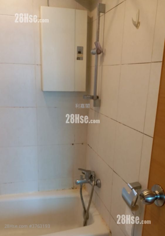 Metro Harbour View Sell 2 Bedrooms , 1 Bathroom 369 ft²