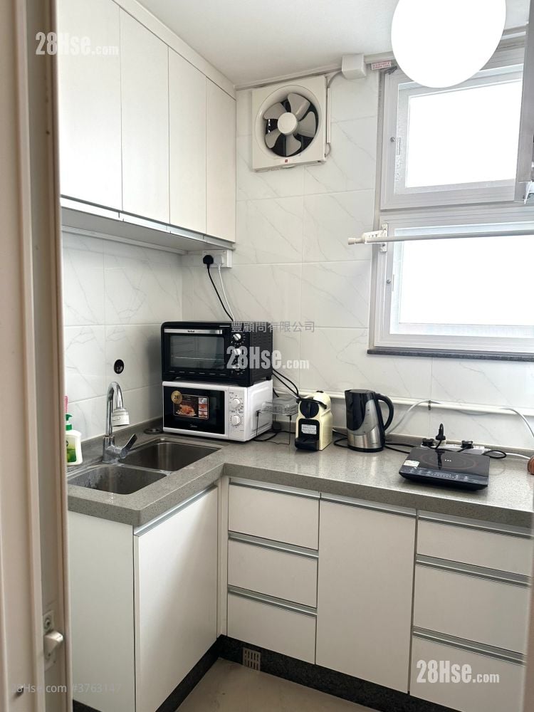 李郑屋邨 售盘 开放式间隔 , 1 浴室 276 平方尺