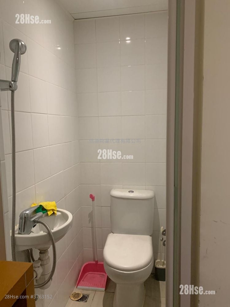 柏蔚山 租盘 3 房 , 2 浴室 877 平方尺