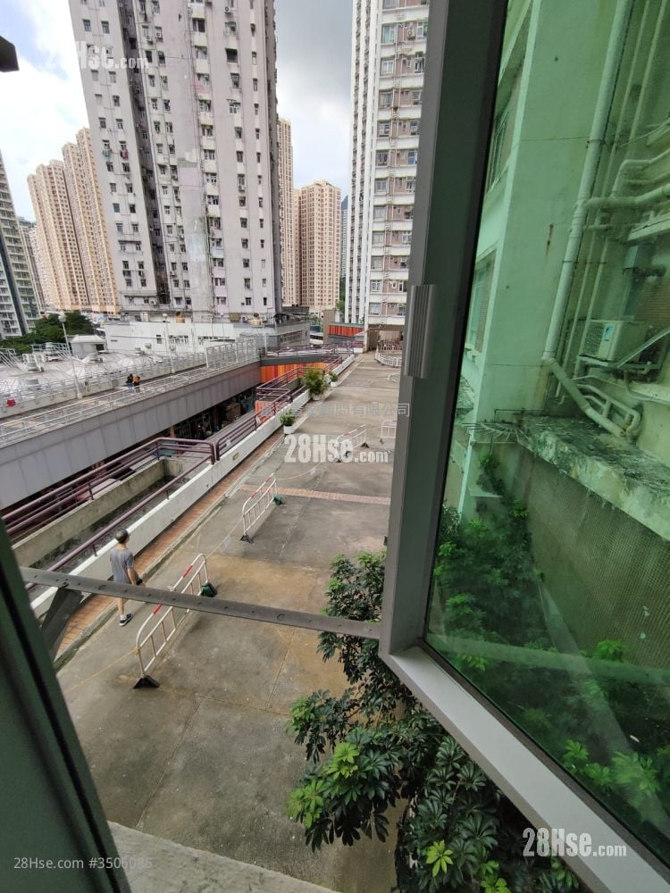 On Kay Court Sell 414 ft²