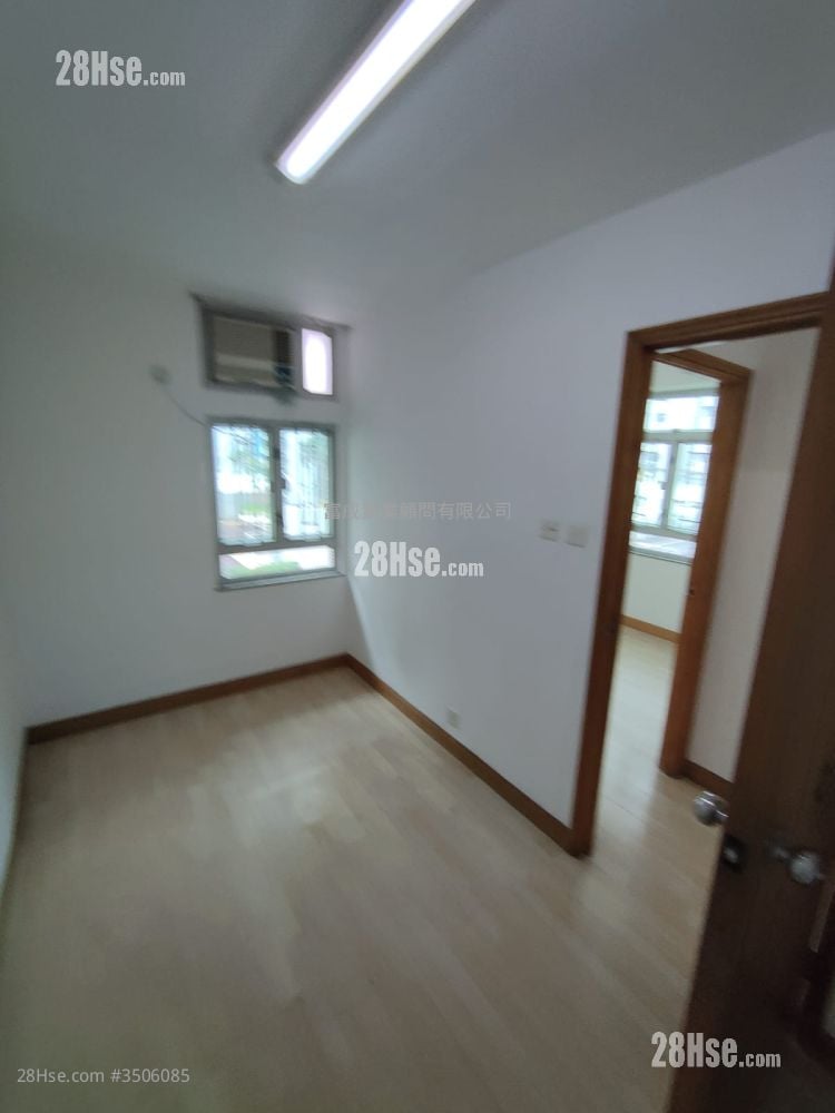 On Kay Court Sell 414 ft²