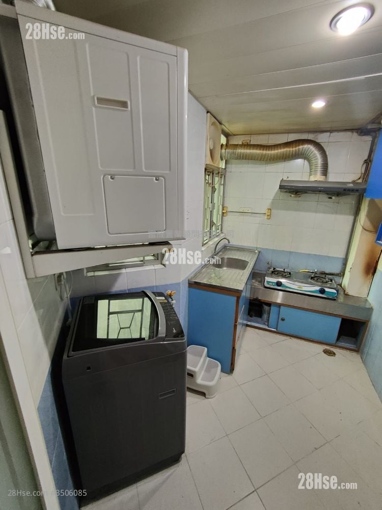 On Kay Court Sell 414 ft²