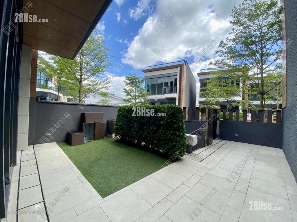 The Bloomsway Sell 3 Bedrooms , 5+ Bathrooms 1,785 ft²