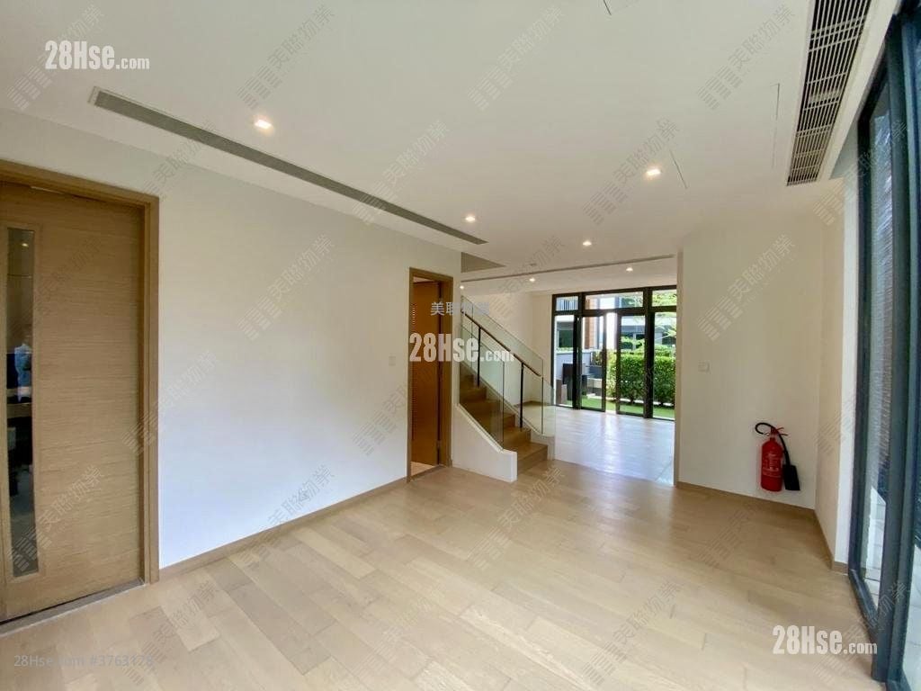 The Bloomsway Sell 3 Bedrooms , 5+ Bathrooms 1,785 ft²