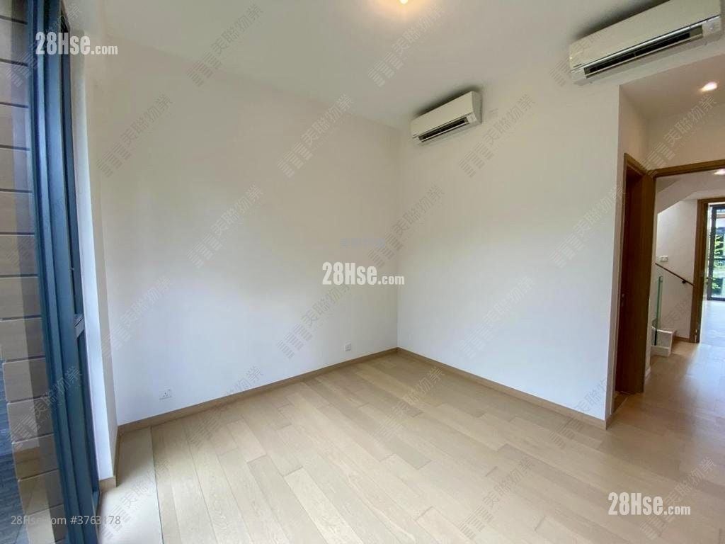 The Bloomsway Sell 3 Bedrooms , 5+ Bathrooms 1,785 ft²