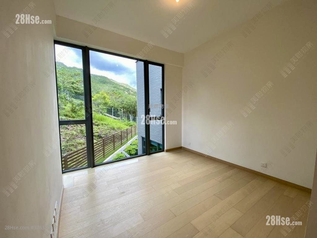 The Bloomsway Sell 3 Bedrooms , 5+ Bathrooms 1,785 ft²