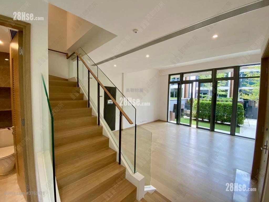 The Bloomsway Sell 3 Bedrooms , 5+ Bathrooms 1,785 ft²