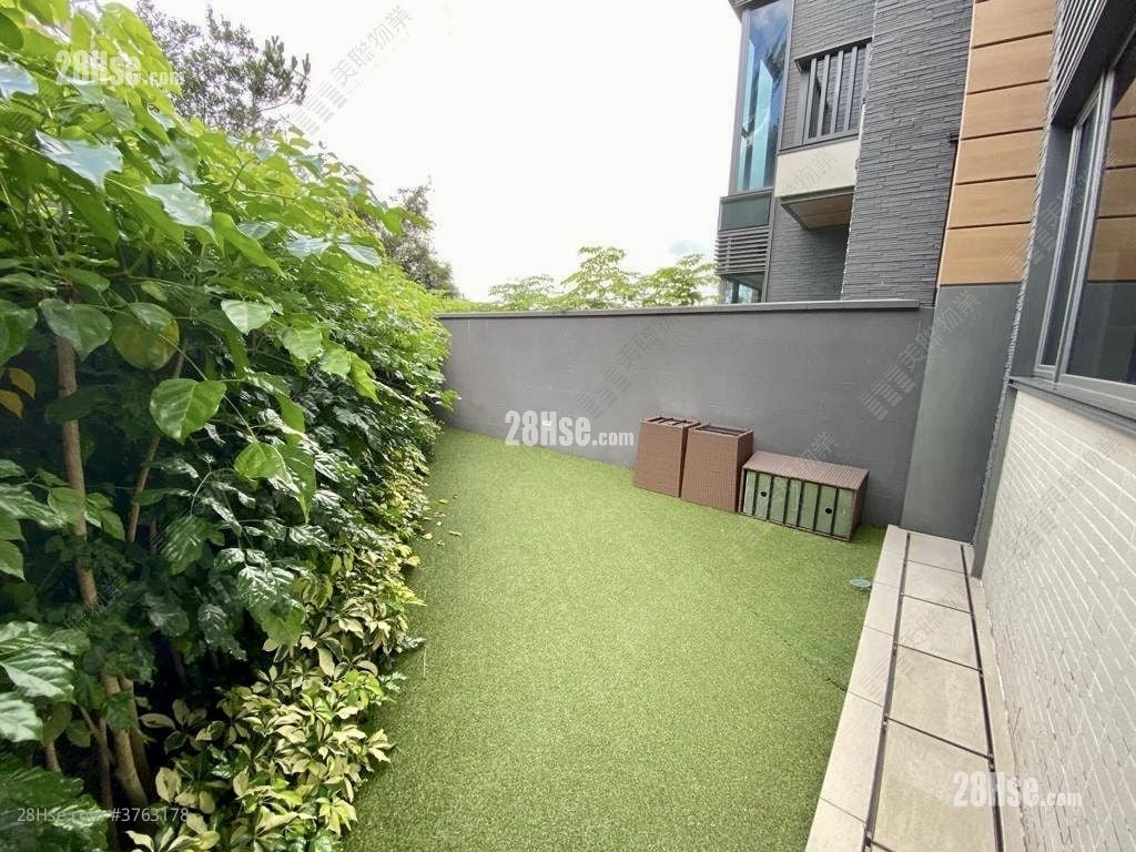 The Bloomsway Sell 3 Bedrooms , 5+ Bathrooms 1,785 ft²