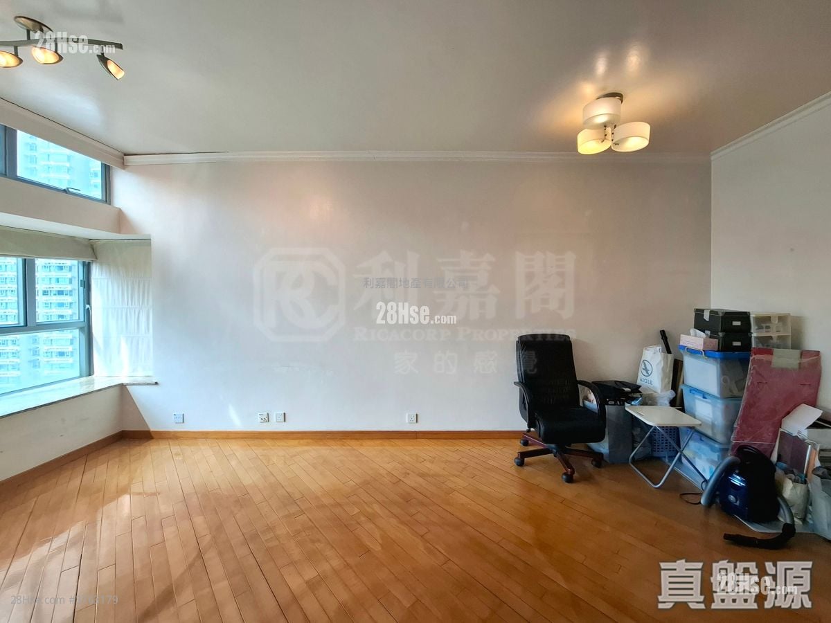 东堤湾畔 售盘 2 房 531 平方尺