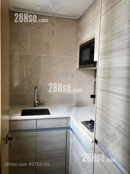 Chatham Gate Sell 300 ft²