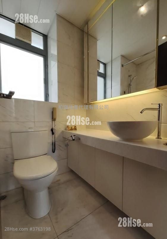 盈峰一号 售盘 1 房 , 1 浴室 530 平方尺